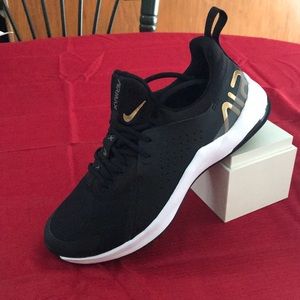 Women’s Nike Air Max Bella TR 3 NWT